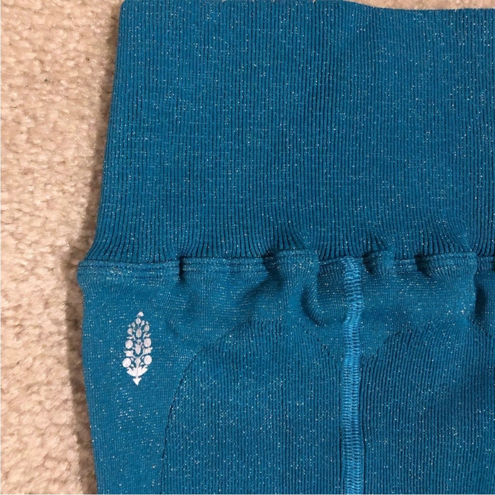 NWOT Free People Happiness Runs Bike Shorts in Off Tropic Lurex Size XS/S (0-6) - Picture 6 of 10